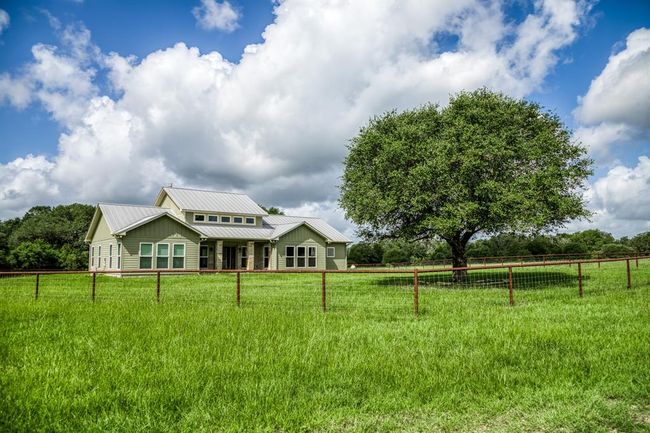 1470 S Nassau Rd, Home with 3 bedrooms, 3 bathrooms and null parking in Round Top TX | Image 29
