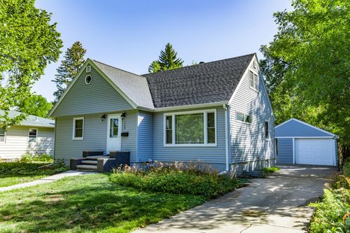1320 5th St S, Moorhead, MN, 56560-3420 | Card Image