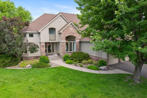 3933 Donegal Way, Eagan, MN, 55122-1789 | Card Image