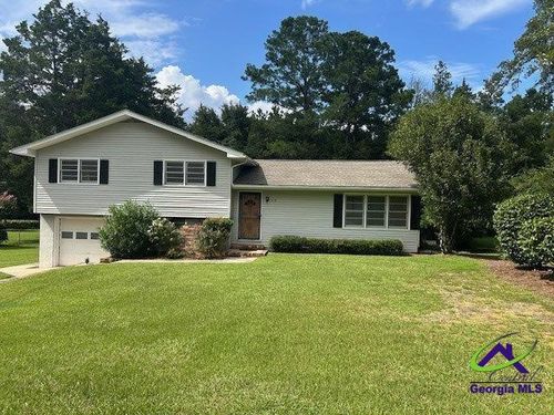218 Spruce St, Warner Robins, GA, 31088-3844 | Card Image