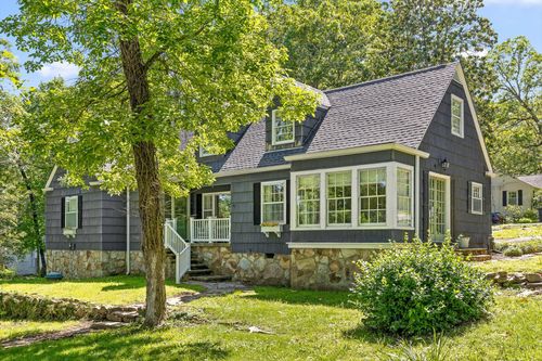 1300 Elfin Rd, Lookout Mountain, GA, 30750-2512 | Card Image