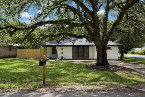 2400 Carrington Street, Bay City, TX, 77414 | Card Image