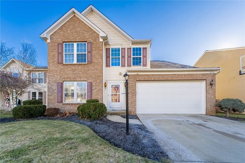 8534 Bentley Drive, Olmsted Township, OH, 44138 | Card Image