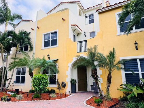 12407 Nw 18th Ct, Pembroke Pines, FL, 33028-2629 | Card Image