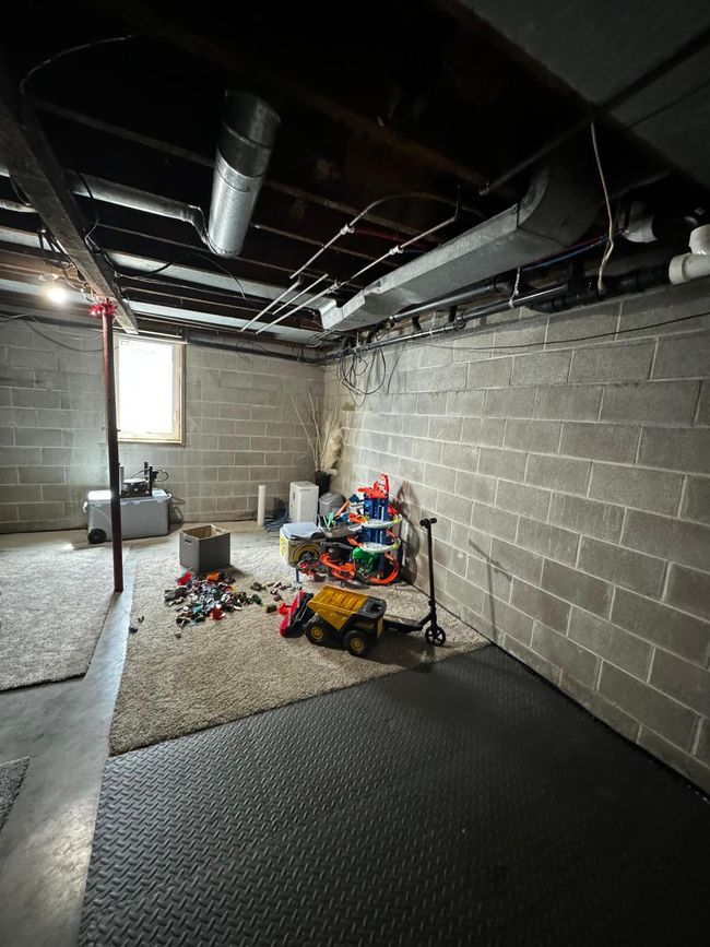 Egress Window in Basement | Image 16