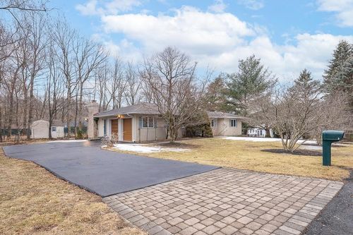 3 Stammers Ln, Stony Point, NY, 10980-3449 | Card Image