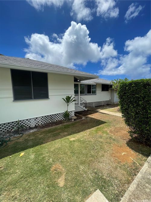 311 Dalene Way, Honolulu, HI, 96821-2204 | Card Image