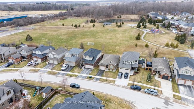10 Stonefield Gate, House other with 3 bedrooms, 3 bathrooms and 2 parking in Ilderton ON | Image 35