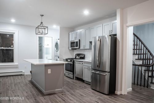 1076 Fulton St, Rahway, NJ, 07065-3921 | Card Image