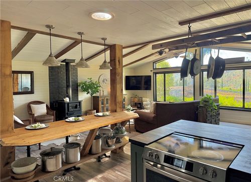 3000 Gold Rush Ln, Paso Robles, CA, 93446-4171 | Card Image