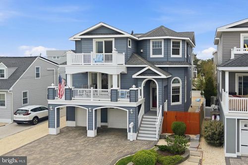 226 13th St, Surf City, NJ, 08008-6465 | Card Image