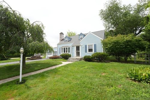 170 Nutmeg Road, Bridgeport, CT, 06610 | Card Image