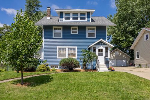 1105 Maplewood Dr Ne, Cedar Rapids, IA, 52402-4709 | Card Image
