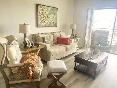 apt-407-4950 E Sabal Palm Blvd, Tamarac, FL, 33319-2606 | Card Image