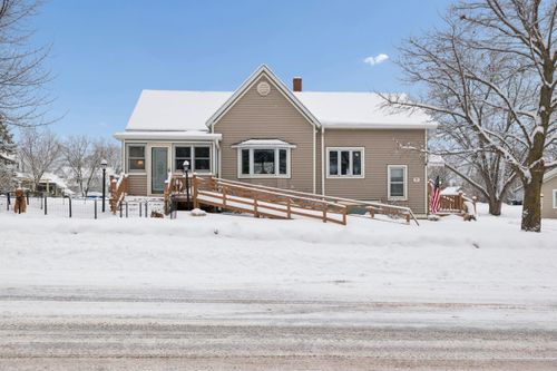 220 5th Ave W, Washburn, WI, 54891-1116 | Card Image