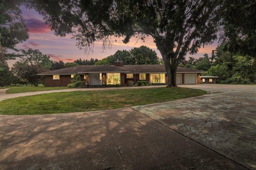26841 Dutch Settlement St, Dowagiac, MI, 49047-8867 | Card Image