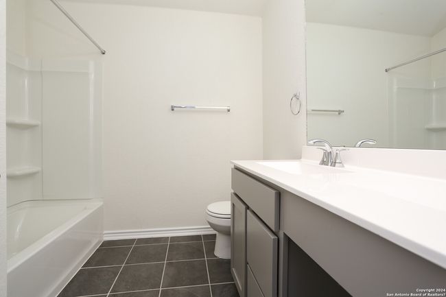 5230 Anzueto, House other with 5 bedrooms, 4 bathrooms and null parking in San Antonio TX | Image 24