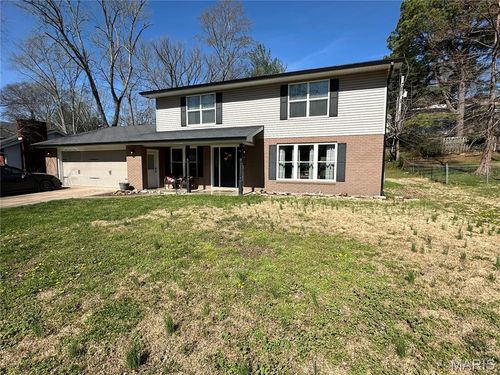 2243 Sherwood Dr, Cape Girardeau, MO, 63701-2451 | Card Image