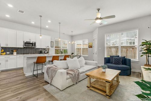 unit-33-5843 Whitby Rd, San Antonio, TX, 78240-4841 | Card Image