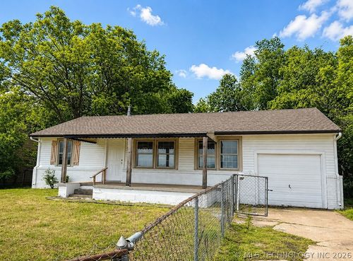 7314 E Newton Pl, Tulsa, OK, 74115-5746 | Card Image