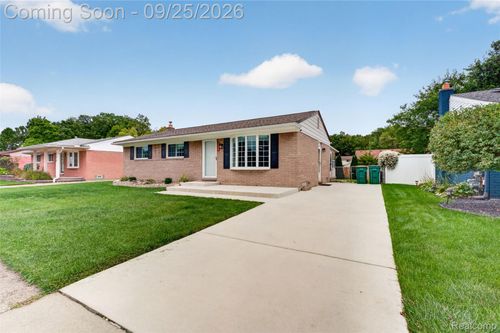 27635 Weddel Ave, Brownstown Twp, MI, 48183-5915 | Card Image