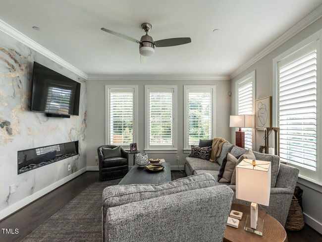 007-1280x960-family-room | Image 8