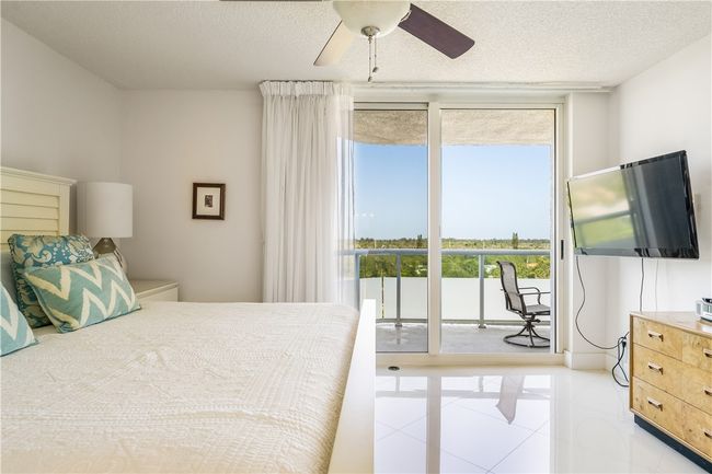 APT-702S - 3554 Ocean Dr, House attached with 2 bedrooms, 2 bathrooms and null parking in Vero Beach FL | Image 23