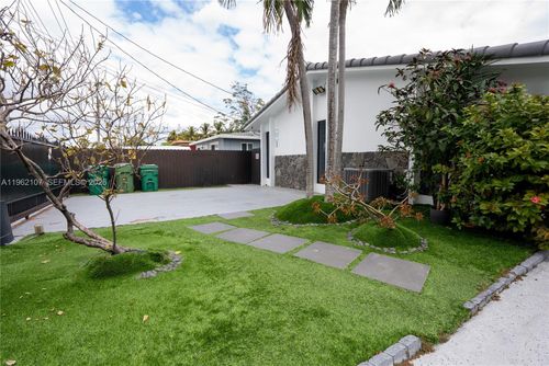 1851-1853 Nw 22nd Pl, Miami, FL, 33125-1311 | Card Image