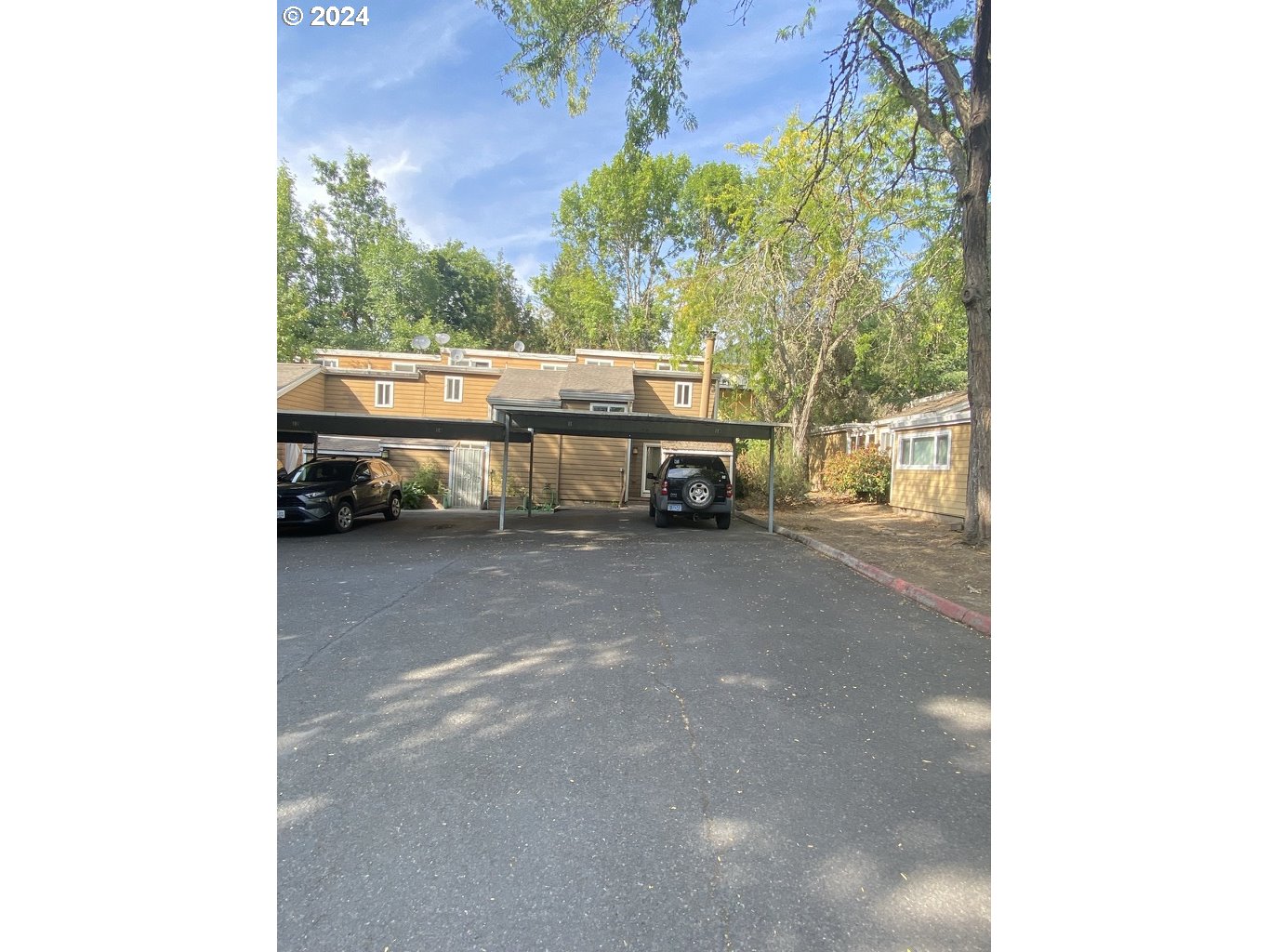 Village Park Pl, West Linn, OR 97068