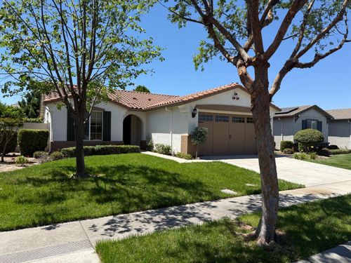 2443 Plumcreek, Manteca, CA, 95336 | Card Image