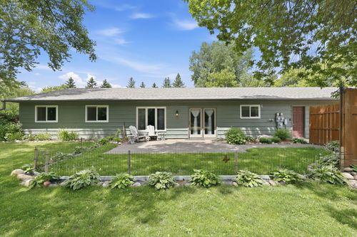 20418 Auburn St Nw, Elk River, MN, 55330-8743 | Card Image