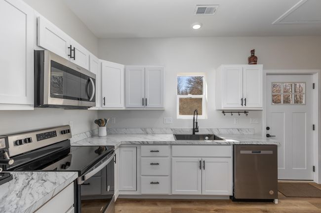 2084 W Fenwick Rd, House other with 3 bedrooms, 2 bathrooms and null parking in Fenwick MI | Image 9