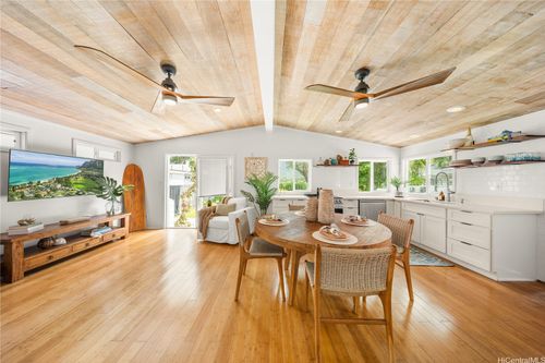 41-012 Wailea St, Waimanalo, HI, 96795-1618 | Card Image