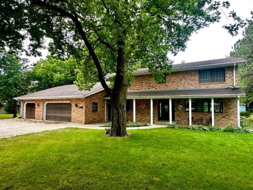 774 Dugdale Ave, Worthington, MN, 56187-3067 | Card Image