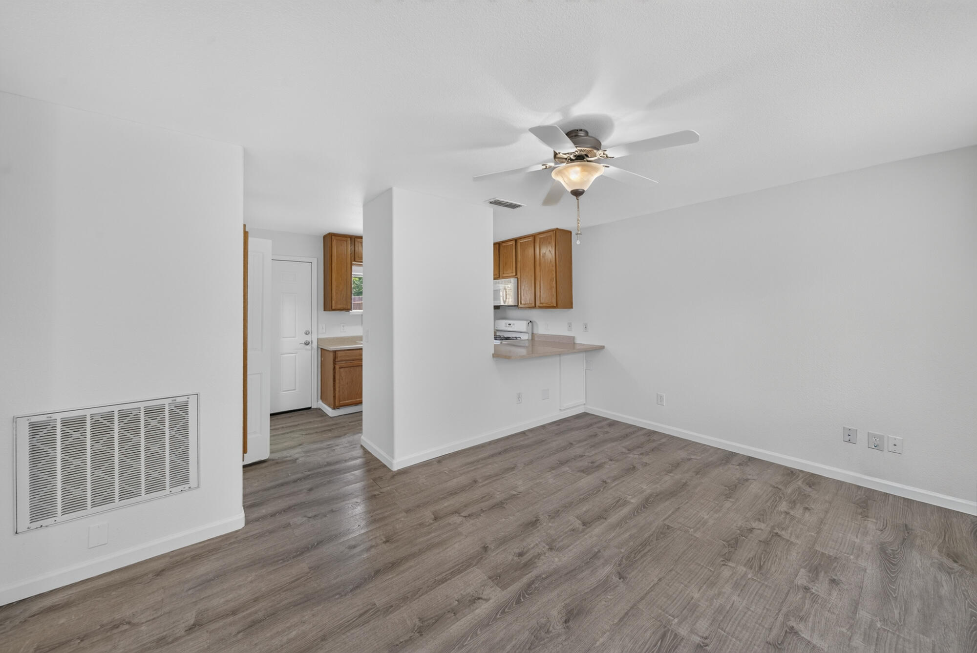 Residential in Shasta Lake 5