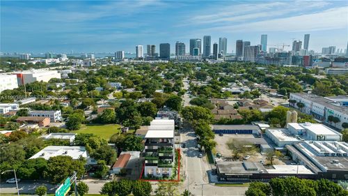 599 Nw 33rd St, Miami, FL, 33127-3483 | Card Image