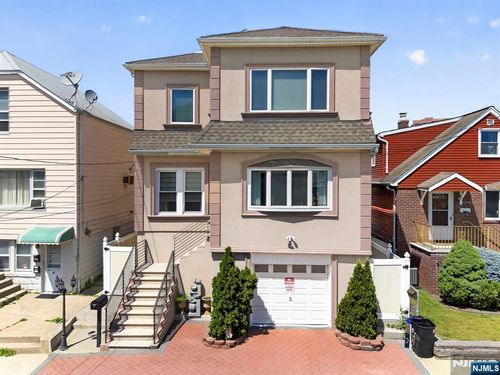 3 Prospect Ave, Cliffside Park, NJ, 07010-1019 | Card Image