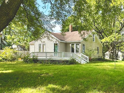 204 W Wigern Dr, Kiester, MN, 56051-2602 | Card Image