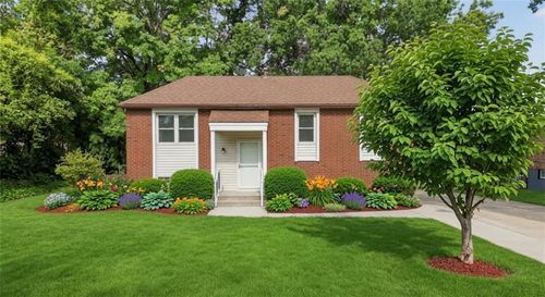 1021 Nw Canterbury Rd, Blue Springs, MO, 64015-2828 | Card Image