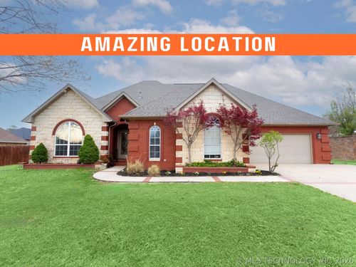 2108 Country Spgs, McAlester, OK, 74501-7166 | Card Image