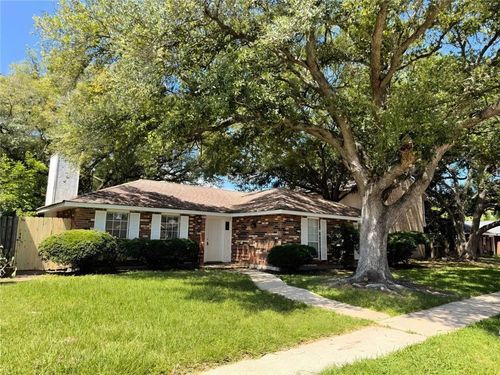 7920 Branch Dr, New Orleans, LA, 70128-1206 | Card Image