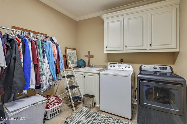 18-1012 Woodbridge Dr | Image 18