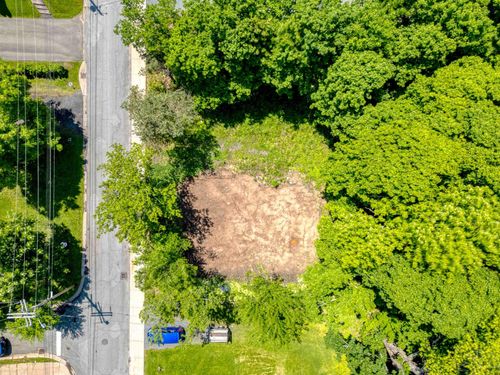 {{alt}} | Card Image