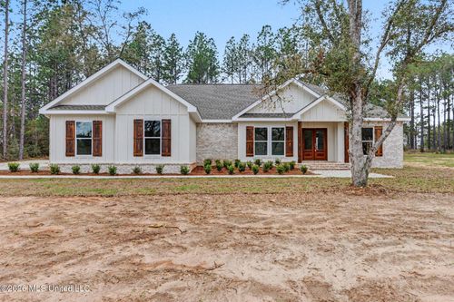 200 Webb Davis Rd, Lucedale, MS, 39452-2823 | Card Image