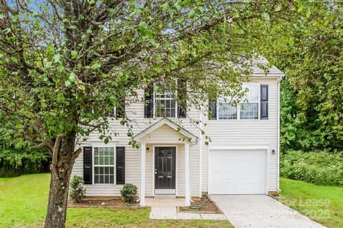 5708 Shining Oak Ln, Charlotte, NC, 28269-0002 | Card Image