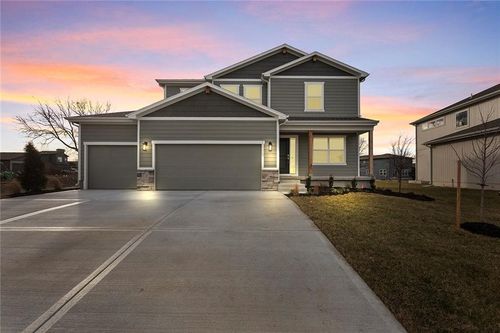 13305 W 179th St, Overland Park, KS, 66013-8530 | Card Image