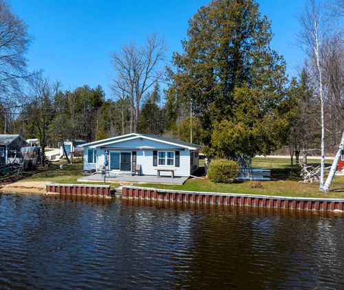 5445 W Beal City Rd, Weidman, MI, 48893-8773 | Card Image