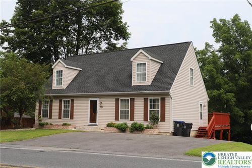 743 E Emmaus Ave, Allentown, PA, 18103-5921 | Card Image