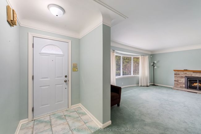 305 Woodworth Dr, House other with 4 bedrooms, 2 bathrooms and 4 parking in Ancaster ON | Image 4