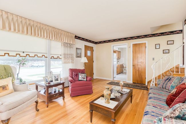 7646 Niles Center Rd, House other with 2 bedrooms, 2 bathrooms and 1 parking in Skokie IL | Image 5